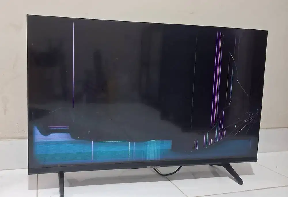 Dijual Smart TV 32 HD T4501 – Kondisi Rusak