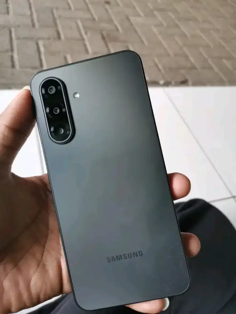 Samsung galaxy A17