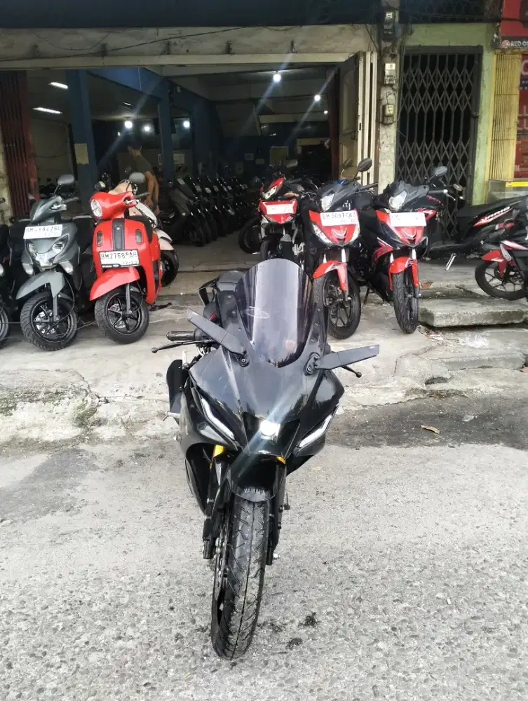 Dijual cepat Yamaha R 15 v4 tahun 2025