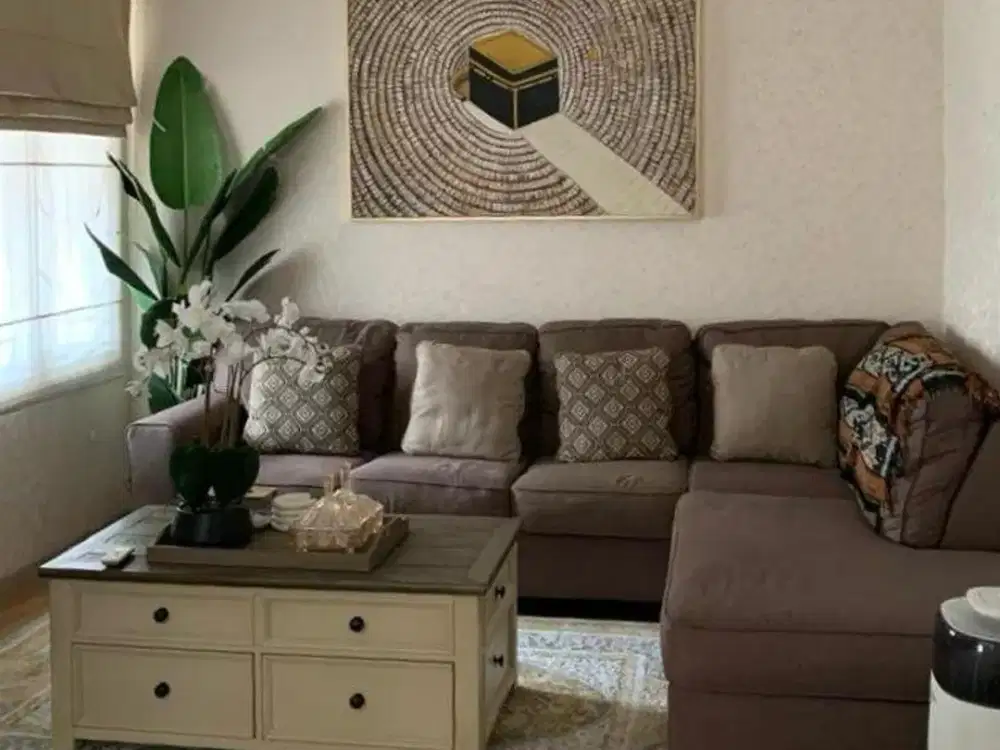 Dijual Rumah Modern Siap Huni Full Furnish Dalam Cluster Dekat Stasiun Sudimara Bintaro