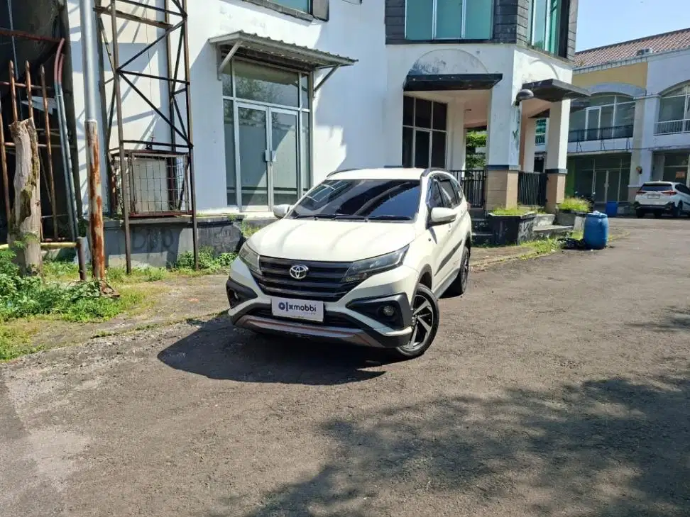 Hot Sale - Toyota Rush 1.5 TRD Sportivo Bensin AT 2018 Putih
