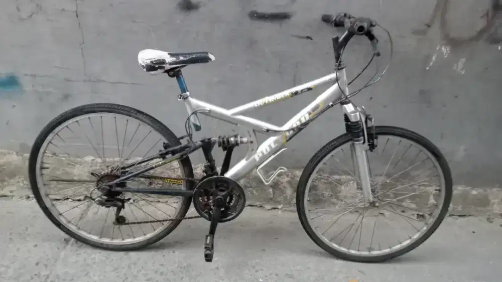 Sepeda MTB POLYGON ULTIMAX Ukuran 26