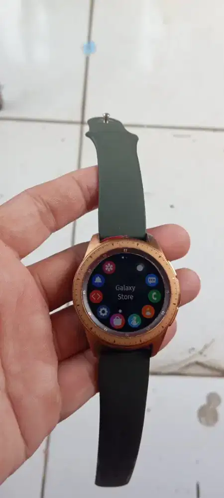 Jam tangan smartwatch samsung