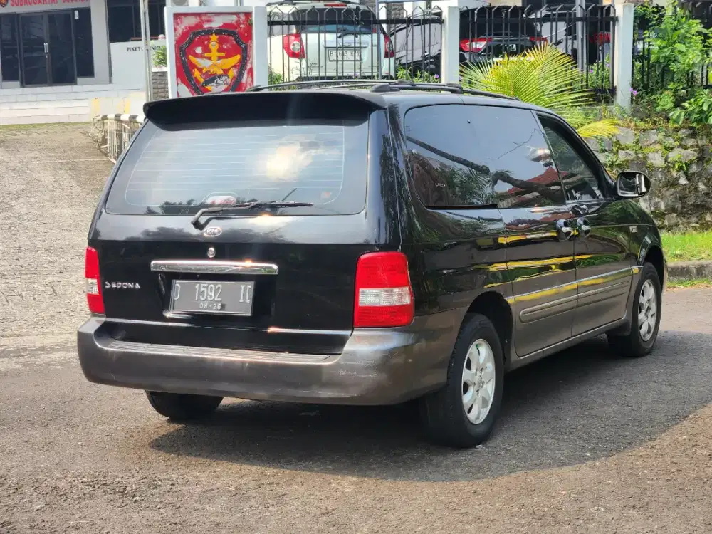 Kia sedona automatik 2005