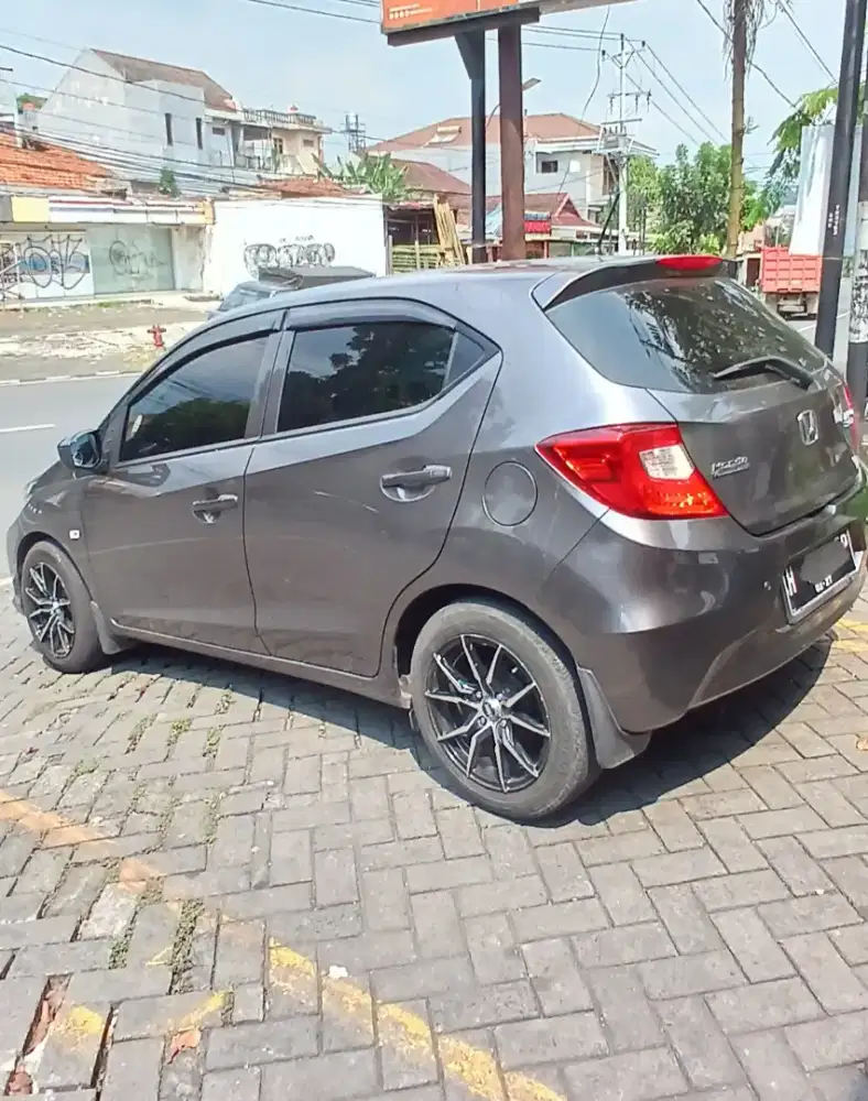 Honda Brio Satya 2022, tangan I