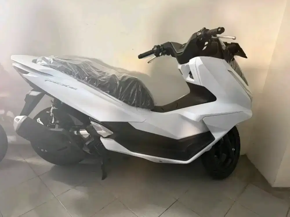 HONDA PCX 160 CBS PUTIH