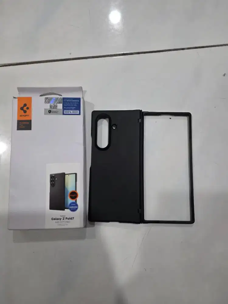 Case fold 7 spigen air fit pro original(like new)nominus,NETT aja