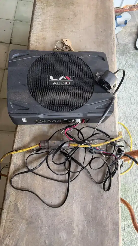 Sub aktif lm audio 80s