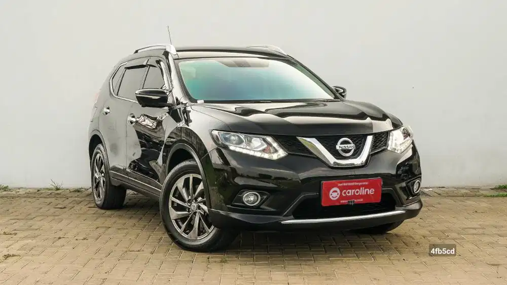NISSAN X-TRAIL 2.5 AT 2015 HITAM