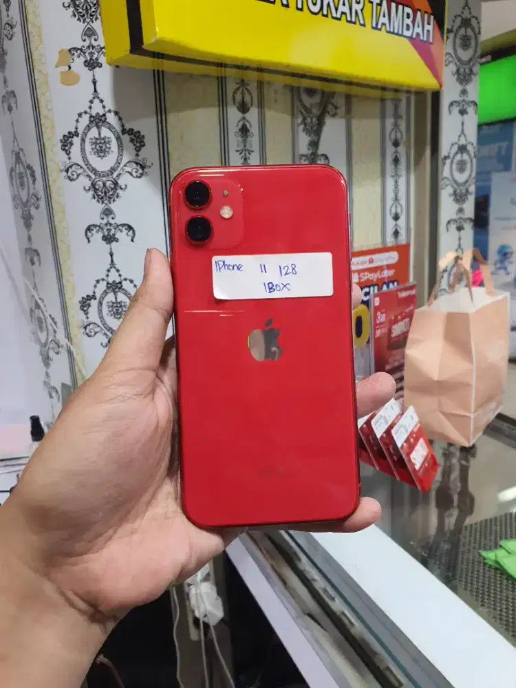 Iphone 11 128 gb resmi iBox Red Product