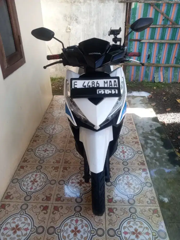 Di jual Vario 125 led old tahun 2015