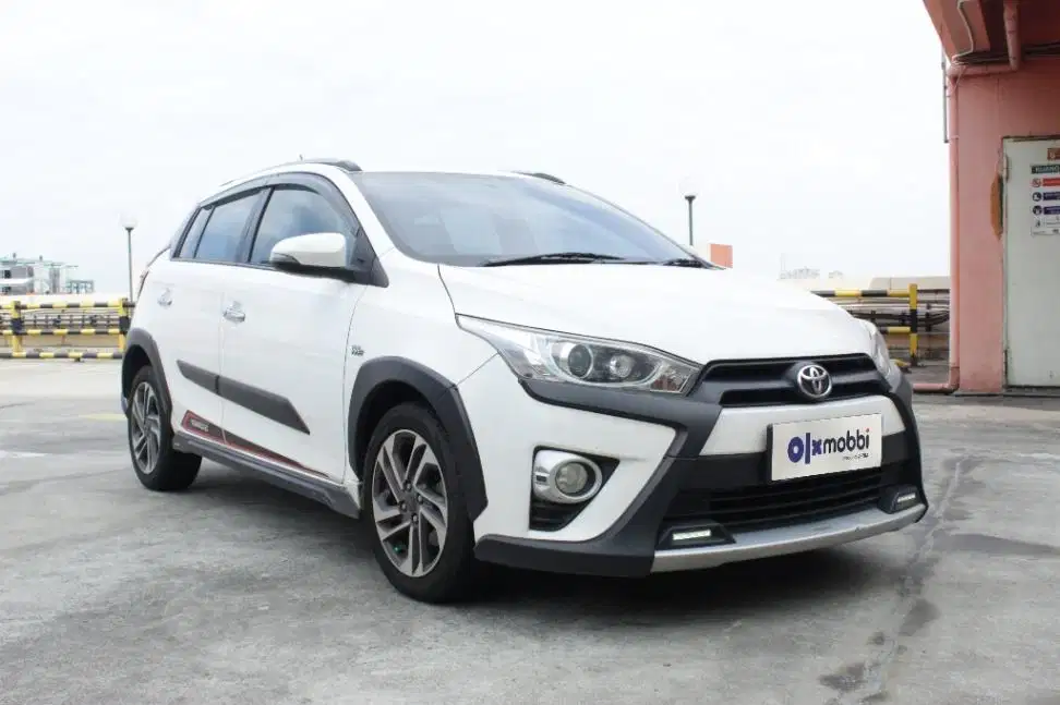 TDP 9, JT Toyota Yaris 1.5 TRD Sportivo Heykers Bensin-AT Putih 2017