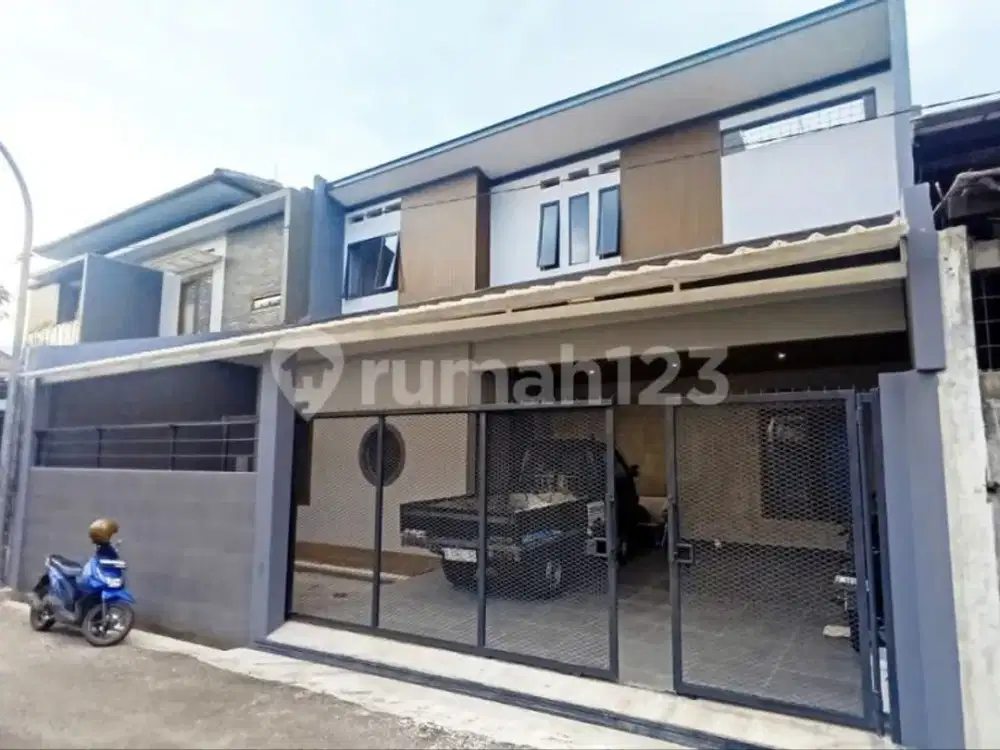 Rumah Bagus 2 Lantai SHM di Bkr Regol Bandung
