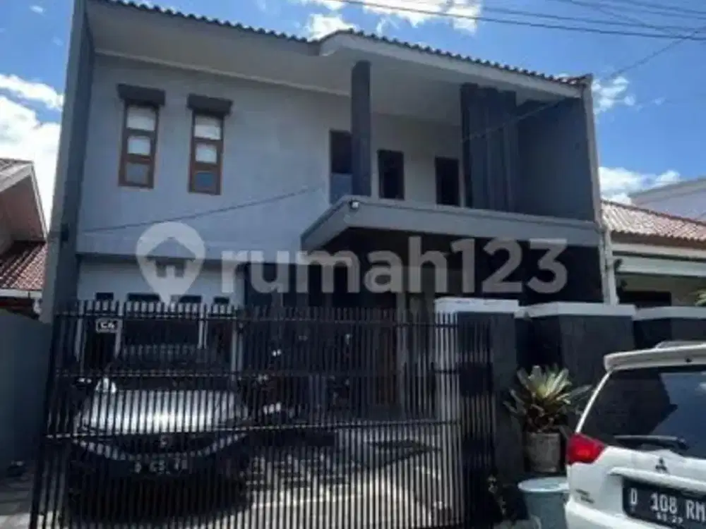 Rumah Siap Huni di Batununggal Buah Batu Ada Kolam Renang