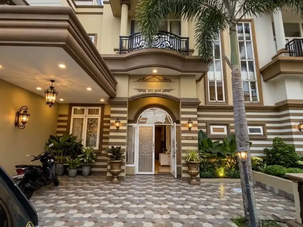 CITRA GARDEN CLUSTER RICH MANSION