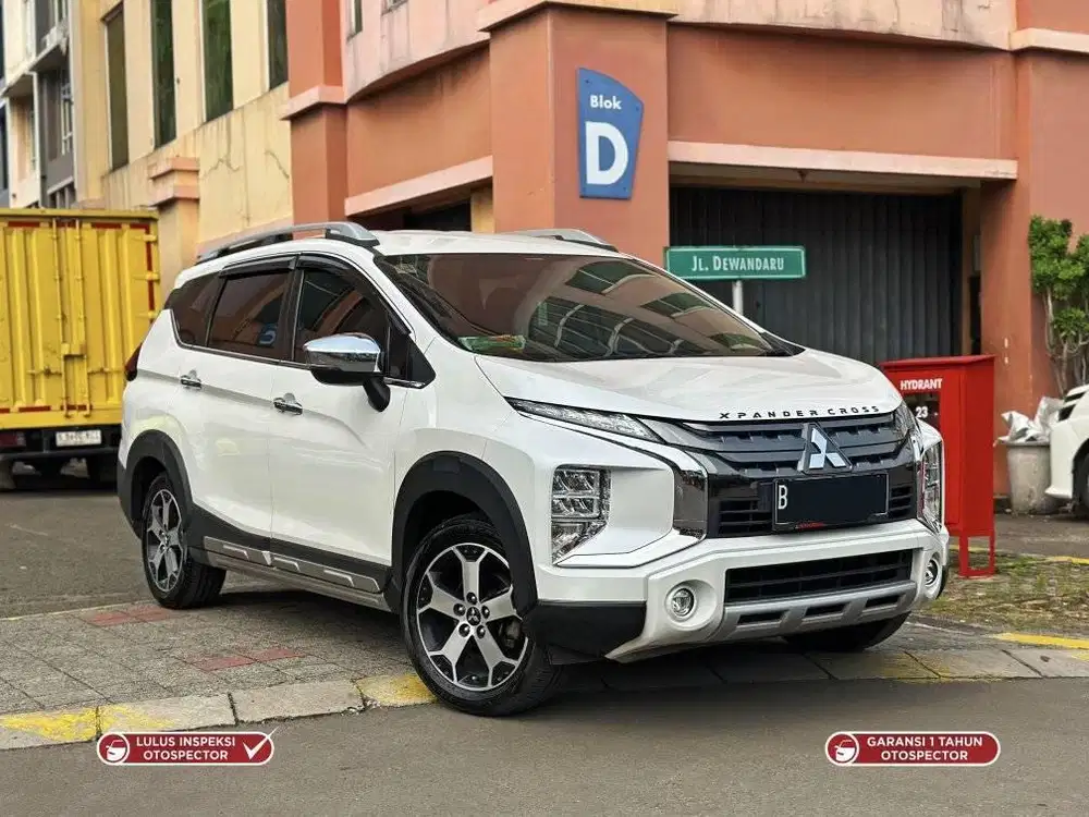 2021 Mitsubishi Xpander Cross Premium Package AT Putih Km 40rb Record