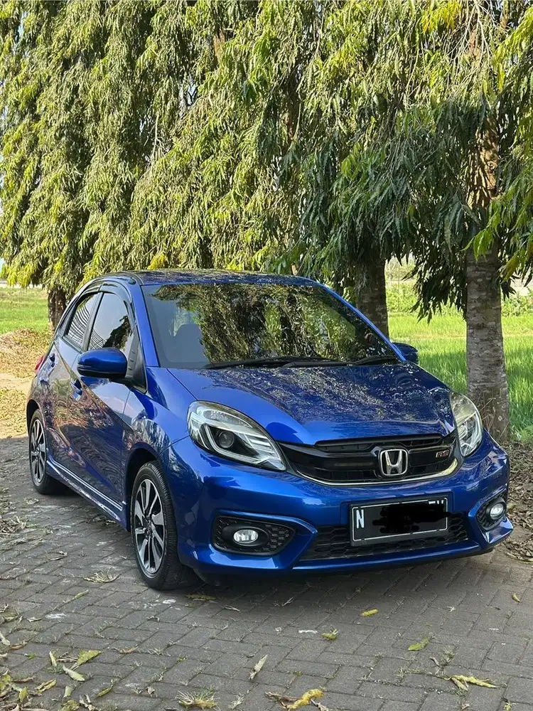 Brio Satya RS 2017 Warna Biru Low KM