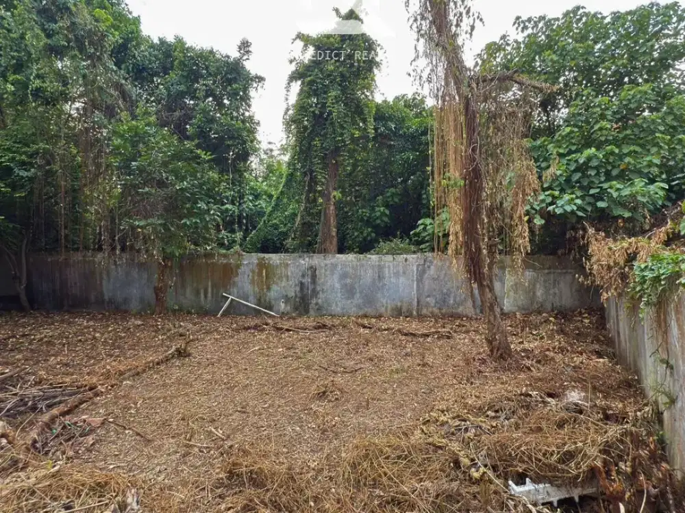 Tanah padat lokasi dalam komplek cinere