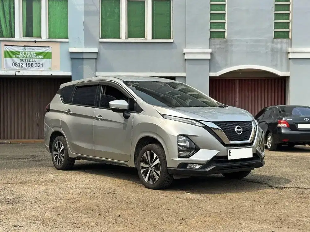 Jual Cepat : 2019 Nissan Livina VE 1.5 AT Silver Km 70rb Record