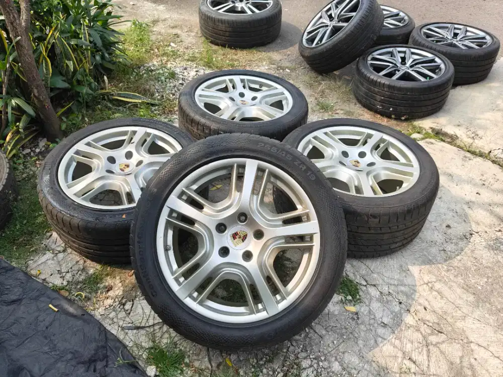Jual vleg OEM Porsche R19 pcd 5x130 lbar 8.5. 10 kond mulus 4pcs