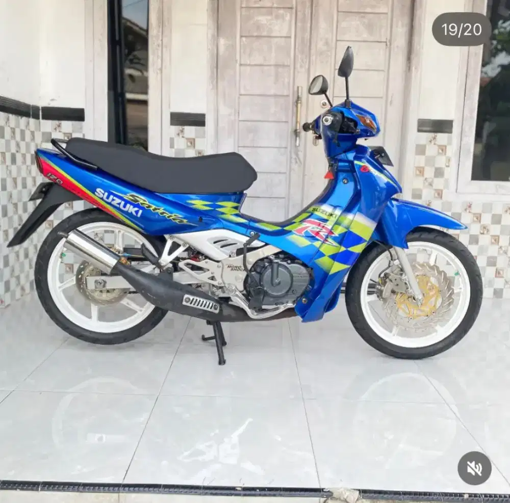 Suzuki Satria Lumba Kenny Roberts Istimewa Like New Joss