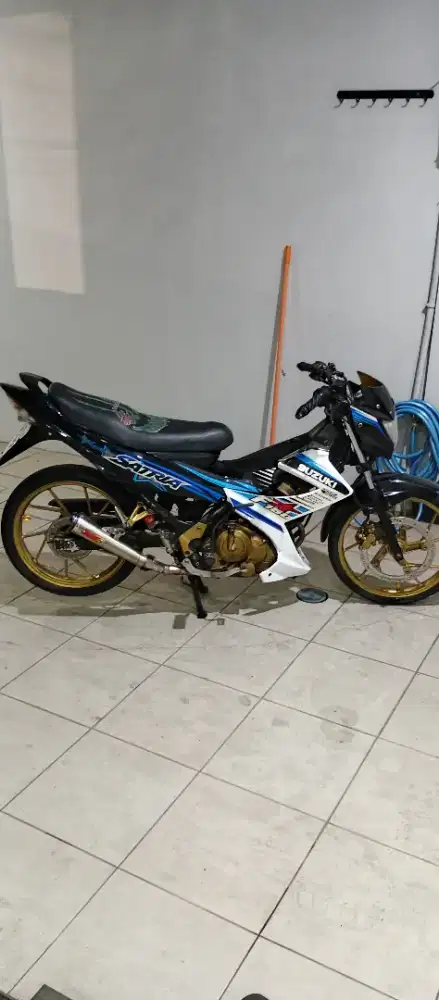 menjual motor pribadi