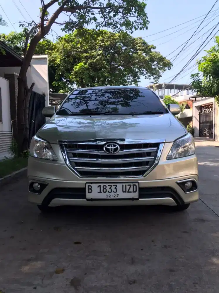 Innova V Diesel 2.4 Matic B Ganjil