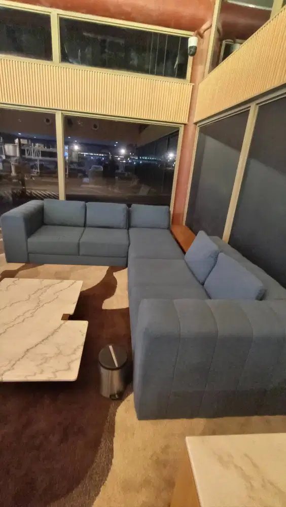 SOFA BEKAS LOUNGE BANDARA