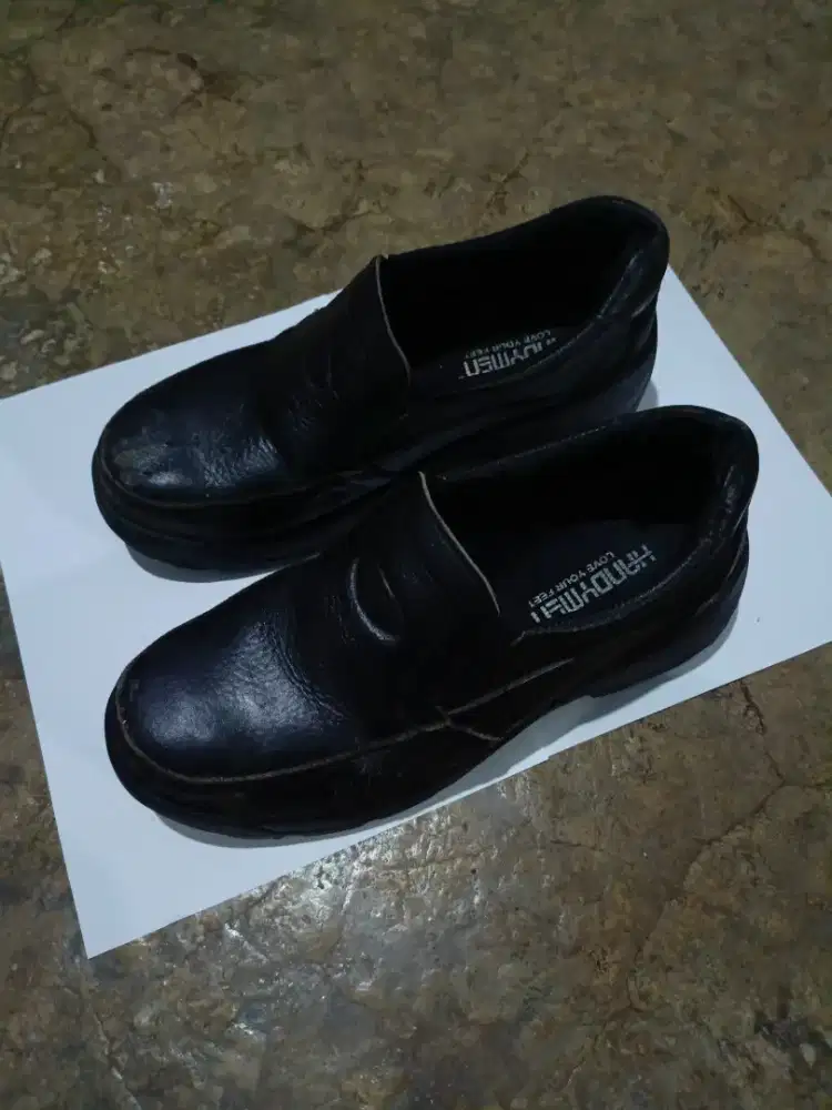 Sepatu Slip on anti slip safety