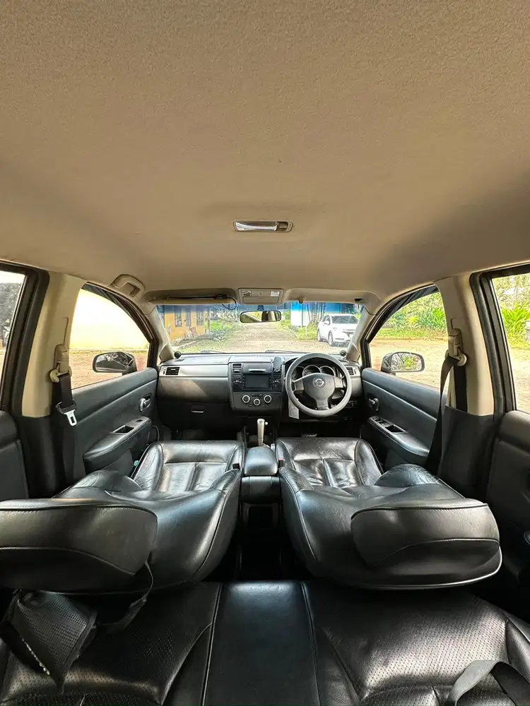 Nissan Latio 2008 Bensin