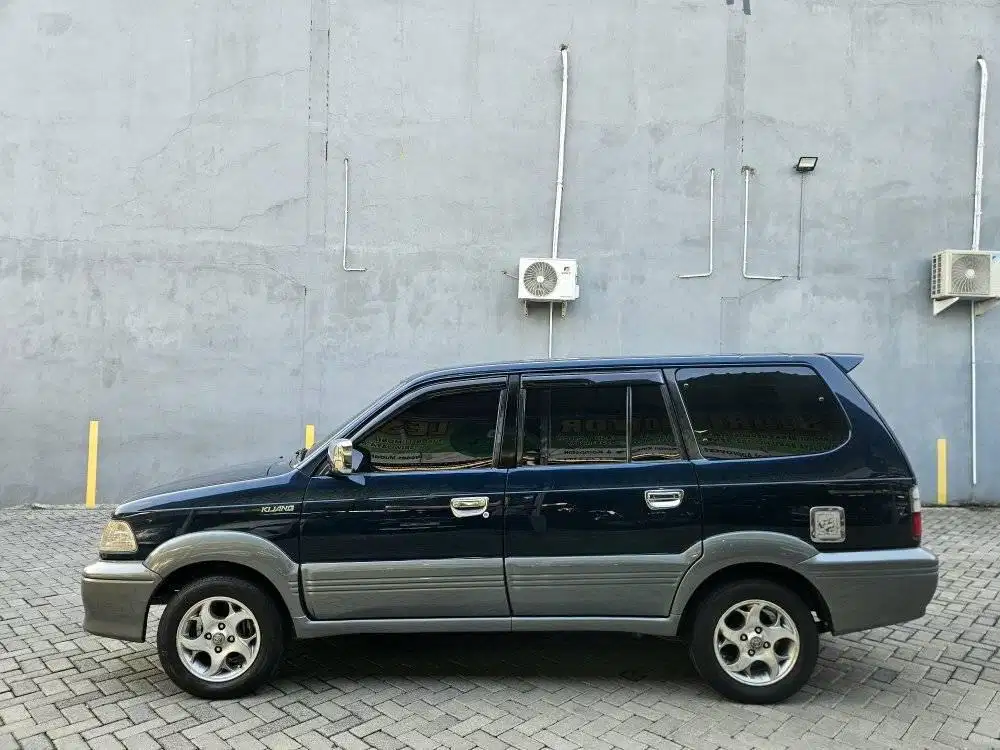 kijang krista 1.8 mt th 2000