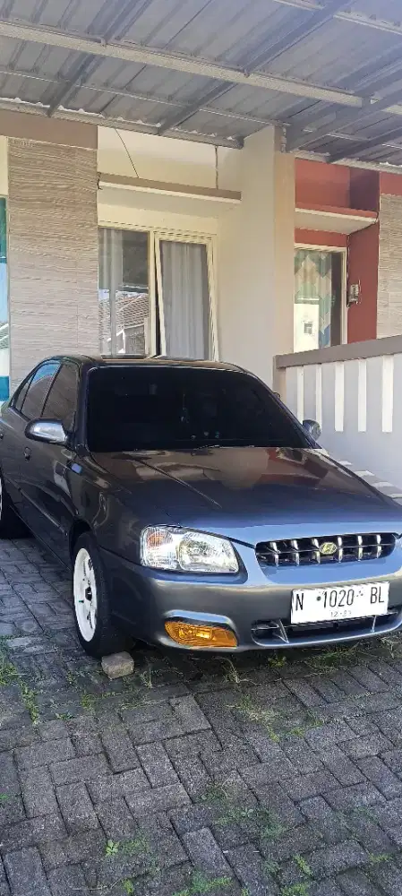 Hyundai Accent Verna Th 2002 Istimewa