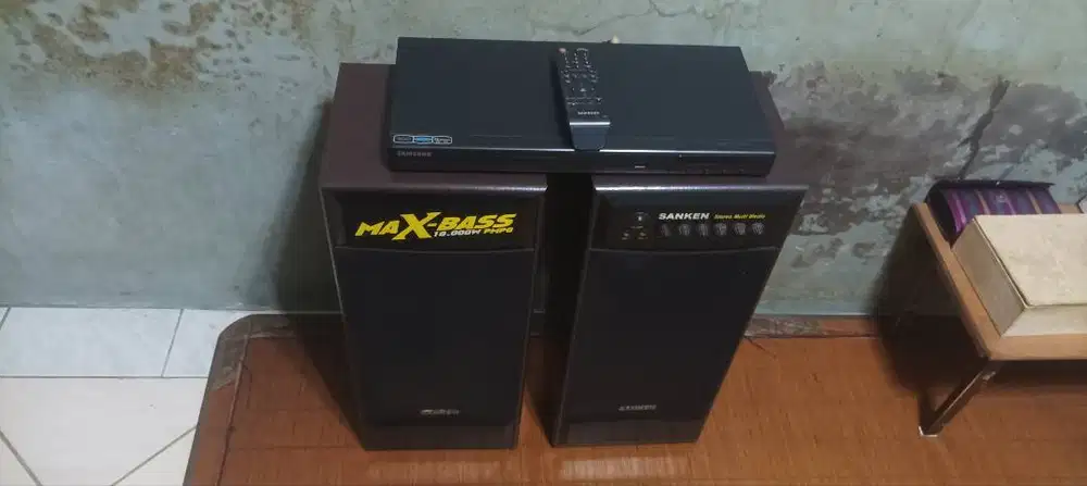 DVD Player Samsung & Speaker Sanken