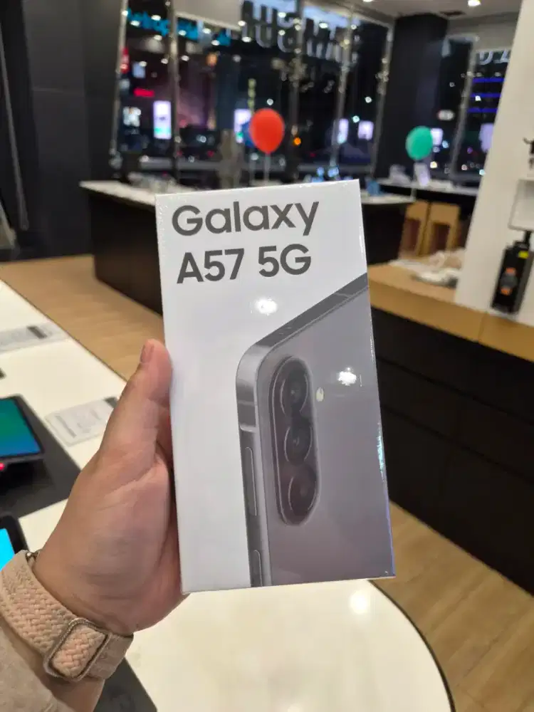Samsung A57 8/256gb