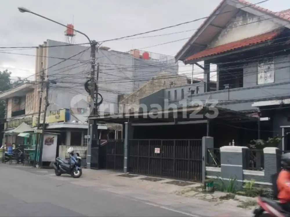 Rumah Usaha Strategis di Mainroad Antapani Bandung