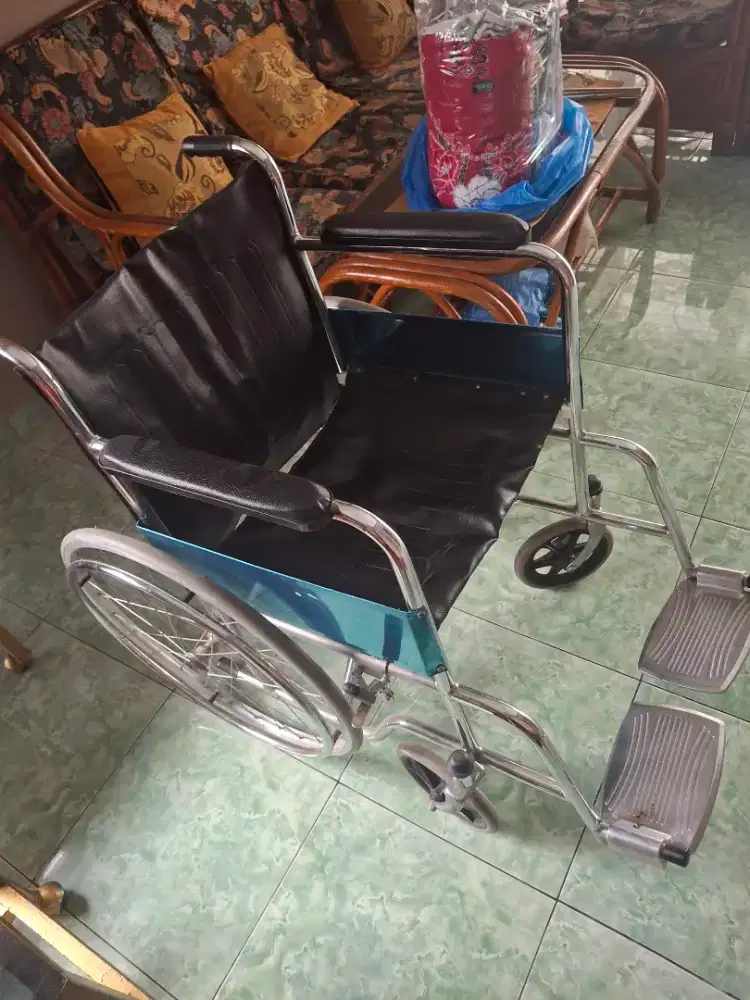Kursi roda one health