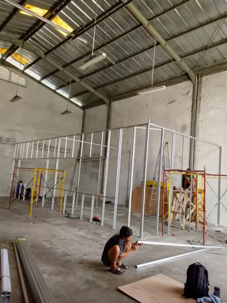Bangunan dan bengkel las