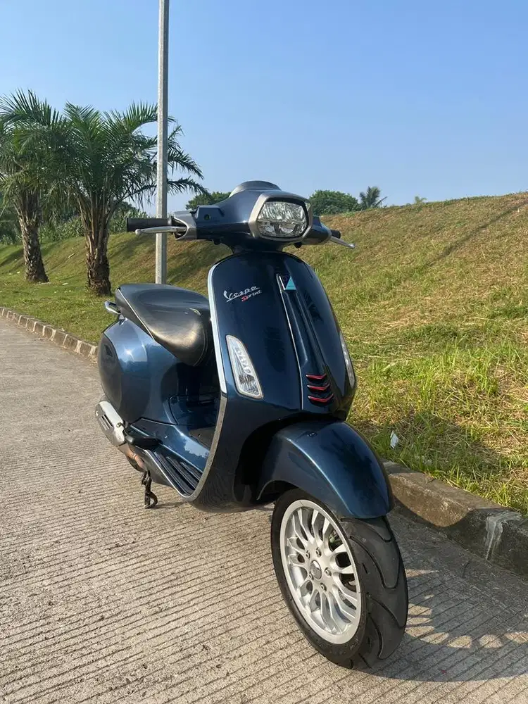 Vespa sprint 3V Navy 2015