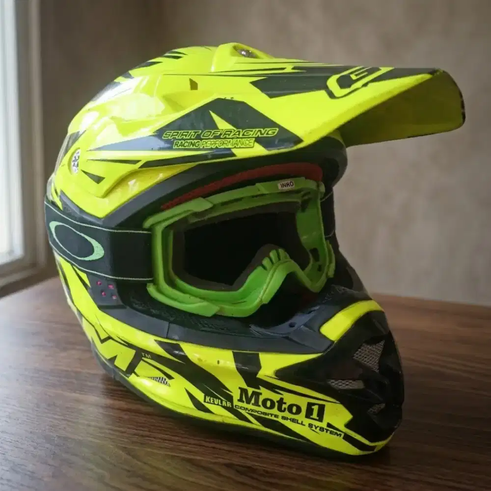 Helm GM Cross Moto1 Kevlar Special Edition