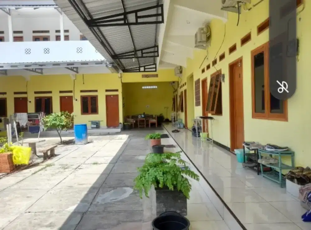 Terima Kost Putra Putri