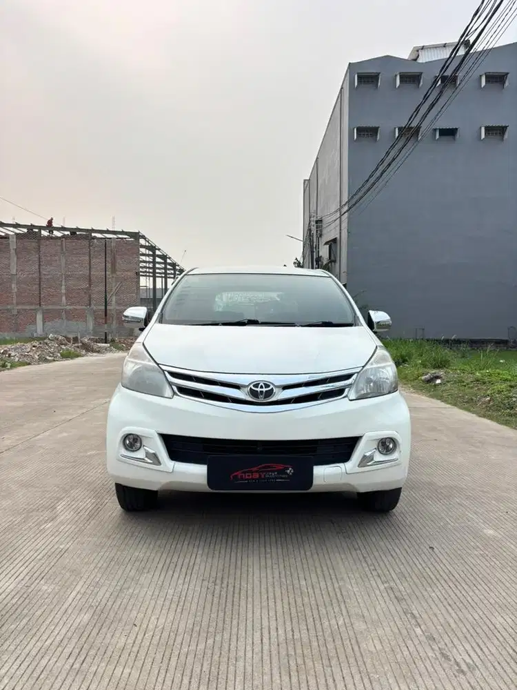Toyota Avanza 1.3 G 2015 Automatic ( Putih Metalik )