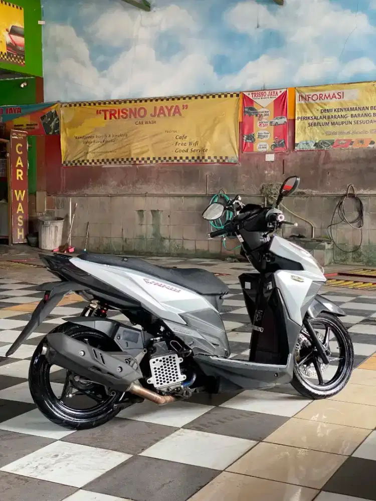 vario 125 led old 2018