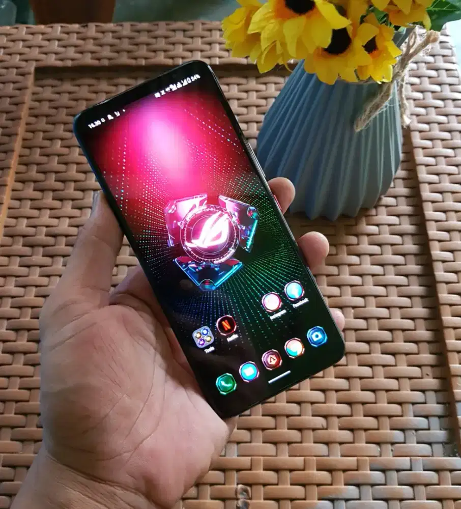 Asus ROG 5s 8/128 layar ori..finger print off bug finger