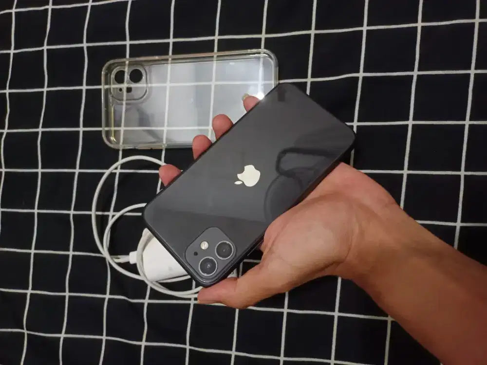 IPHONE 11 64 GB INTER