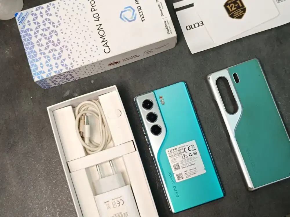 Tecno camon 40 pro 5g

Ram 8/256