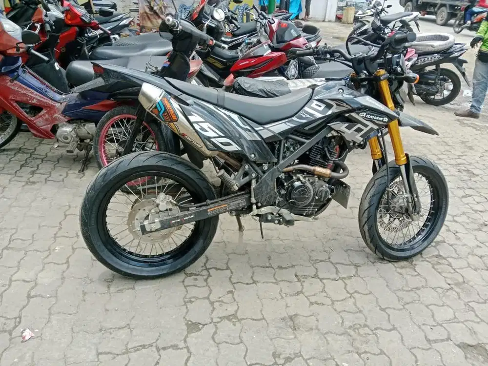 Kawasaki Dtracker 150 Tahun 2023