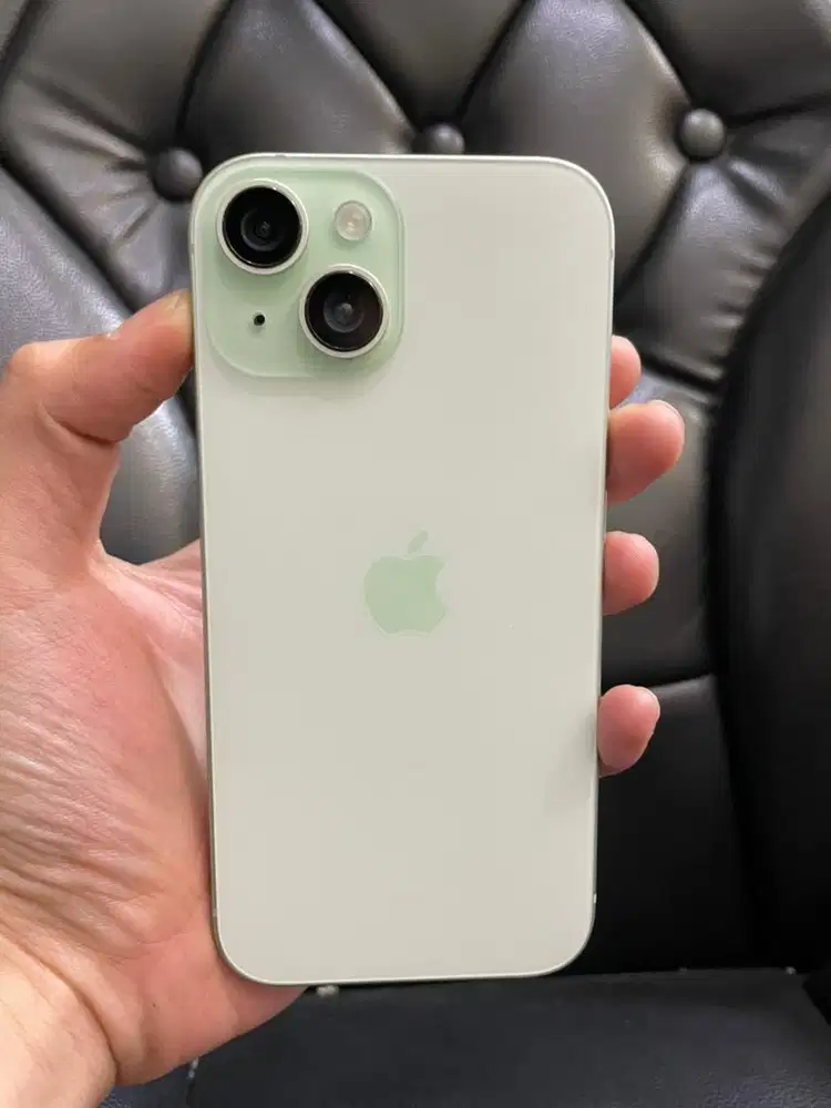 Iphone 15 resmi blibli
