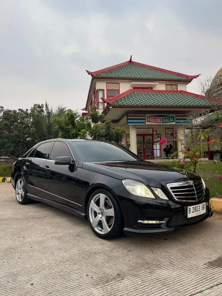 MERCY E250 2014 AMG LOW KM CASH