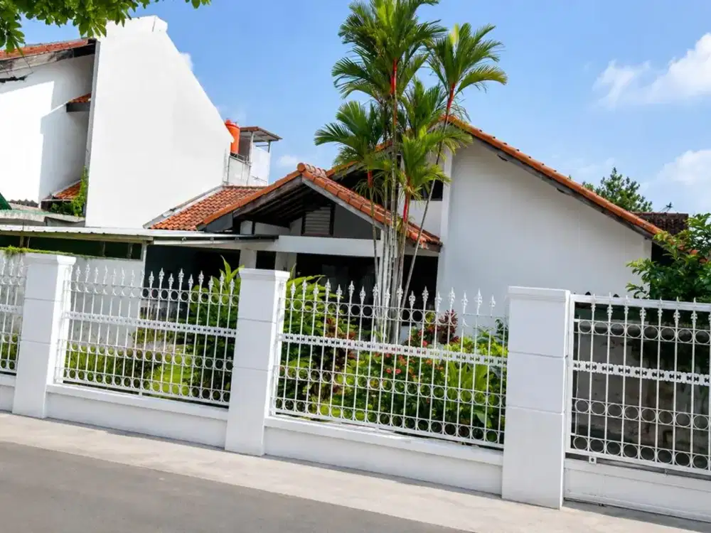 Rumah Besar dan 11 Pintu Kontrakan Full Occupancy Di Cipedes Tengah Bandung