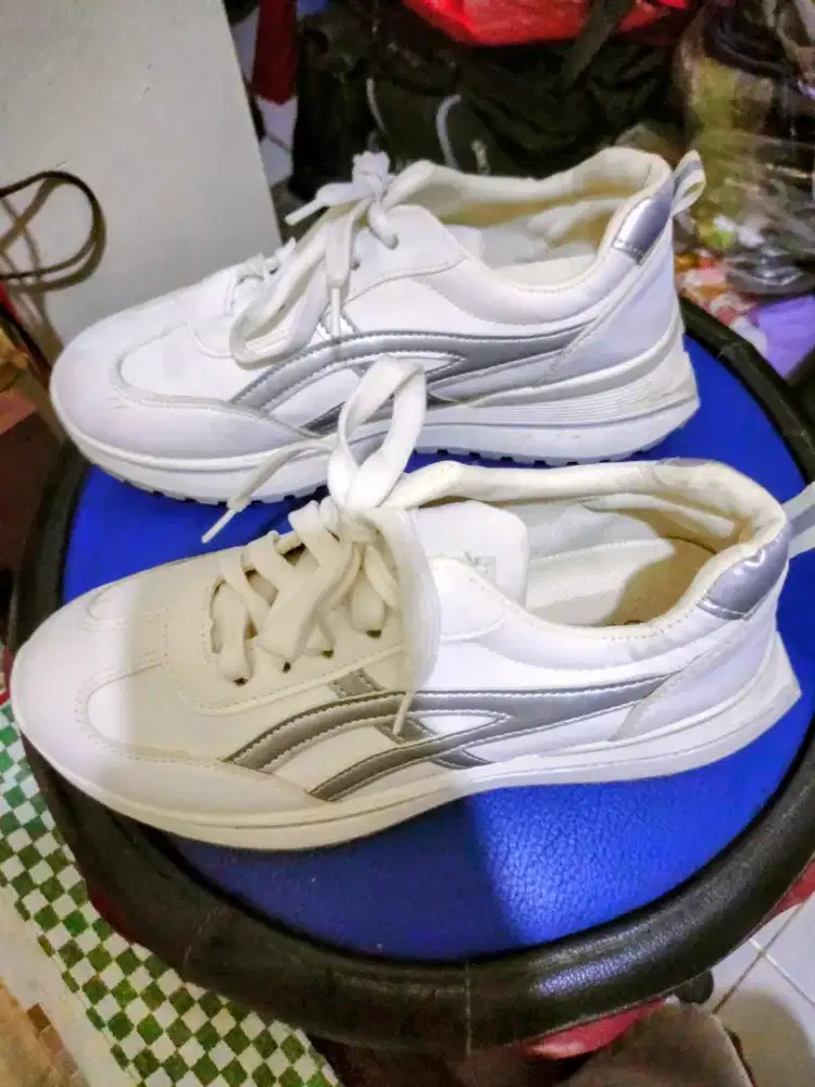 Jual sepatu merk Cani import